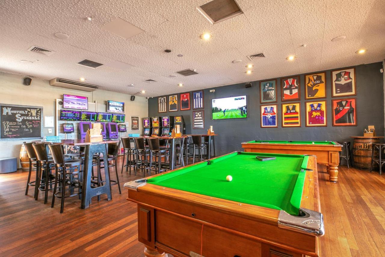 Nightcap At Wanneroo Tavern Екстериор снимка